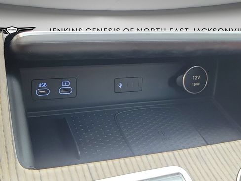 Used 2025 Genesis GV80 3.5T Prestige AWD/4WD image 33