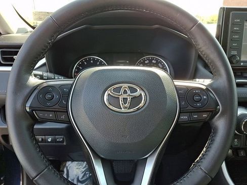 Certified 2022 Toyota RAV4 XLE Premium AWD/4WD image 22