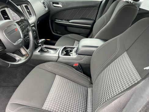 Used 2023 Dodge Charger SXT RWD image 11