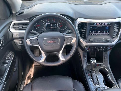 Used 2017 GMC Acadia SLT image 5