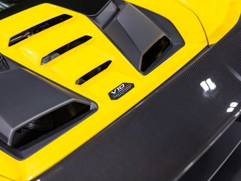 Used 2023 Lamborghini Huracan Tecnica RWD image 17