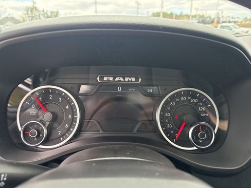 New 2026 RAM 1500 4x4 Crew Cab image 11