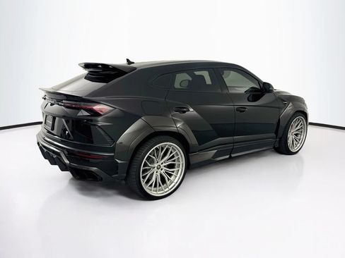 Used 2022 Lamborghini Urus AWD/4WD image 5