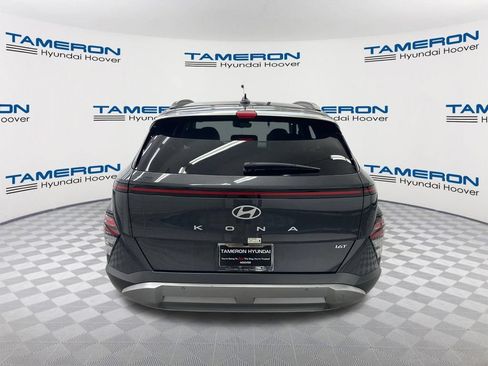 Used 2024 Hyundai Kona Limited FWD image 4