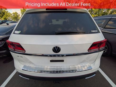 Used 2021 Volkswagen Atlas SE w/ Panoramic Sunroof Package FWD image 5