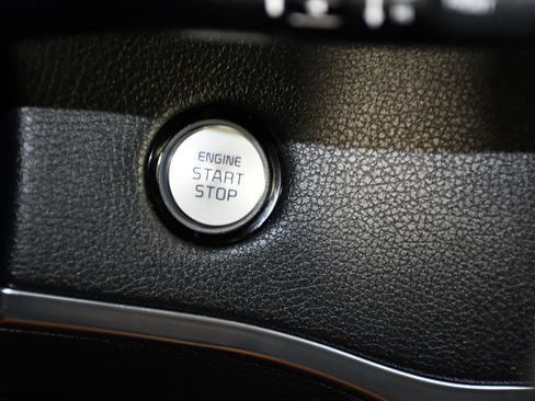 Used 2023 Kia Stinger GT-Line w/ Sun & Sound Package AWD/4WD image 25