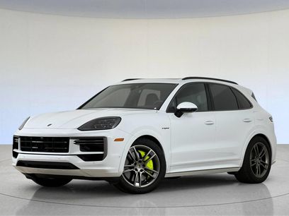 New 2025 Porsche Cayenne Turbo