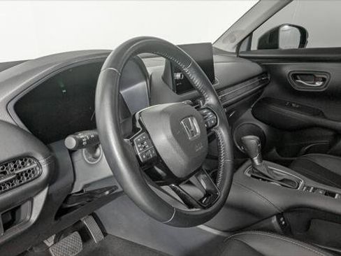 Used 2025 Honda HR-V EX-L image 26