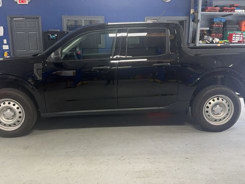 Used 2025 Ford Maverick XL FWD image 2