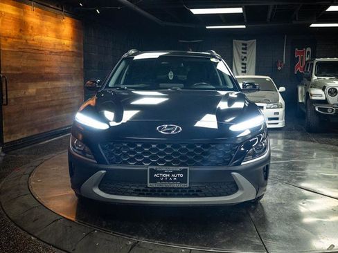 Used 2022 Hyundai Kona SEL w/ Convenience Package AWD/4WD image 4