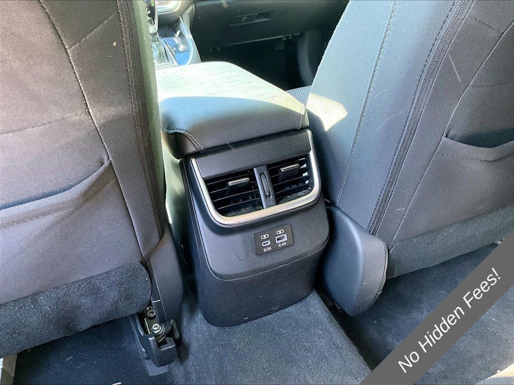 Used 2023 Subaru Outback Premium AWD/4WD image 24