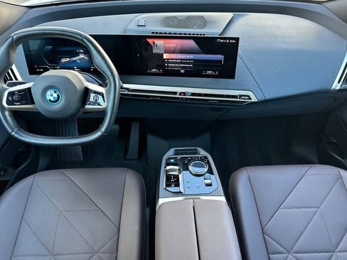 Used 2023 BMW iX xDrive50 w/ Sport Package image 14