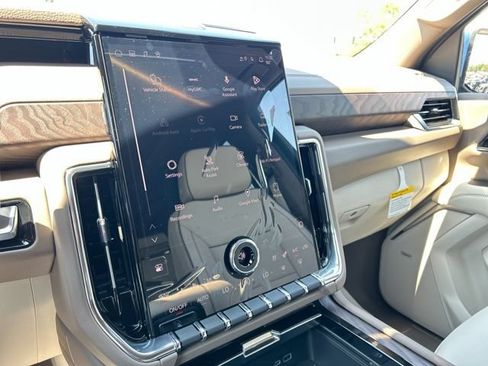 New 2026 GMC Yukon Denali w/ Advanced Technology Package AWD/4WD image 49