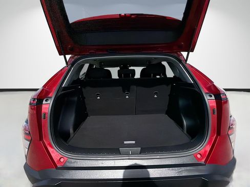 Used 2025 Hyundai Kona SEL FWD image 11
