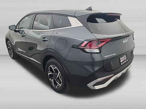 Used 2025 Kia Sportage LX AWD/4WD image 6