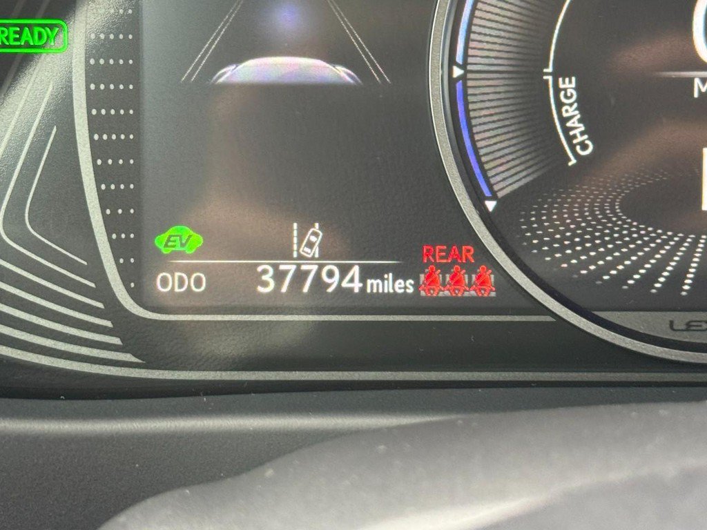 Used 2024 Lexus UX 250h F Sport FWD image 26