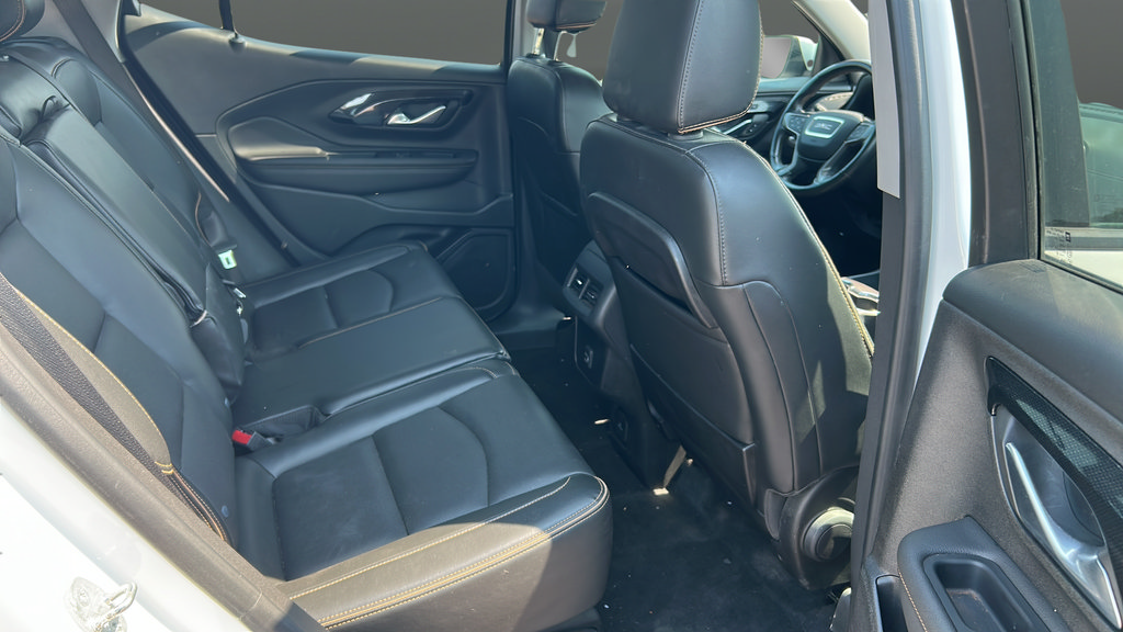 Used 2022 GMC Terrain AT4 AWD/4WD image 18