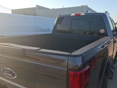 Used 2019 Ford F250 Lariat w/ Lariat Ultimate Package AWD/4WD image 31