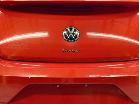 Used 2017 Volkswagen Beetle 1.8T S image 11