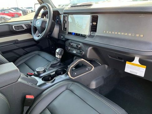 New 2025 Ford Bronco Badlands image 22