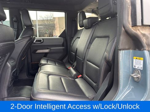 Used 2021 Ford Bronco Badlands image 12