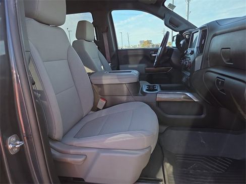 Used 2021 Chevrolet Silverado 1500 RST image 14