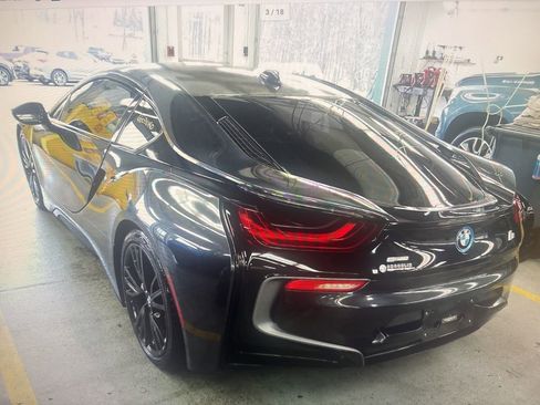 Used 2016 BMW i8 AWD/4WD image 3