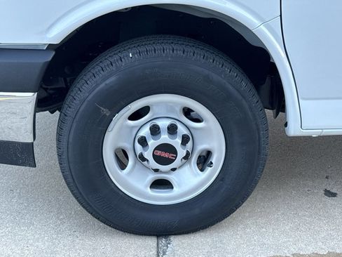 New 2025 GMC Savana 2500 Extended w/ Driver Convenience Package image 13