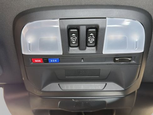 Used 2022 Subaru WRX GT AWD/4WD image 18