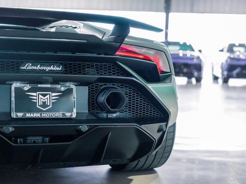 Used 2023 Lamborghini Huracan Tecnica image 40