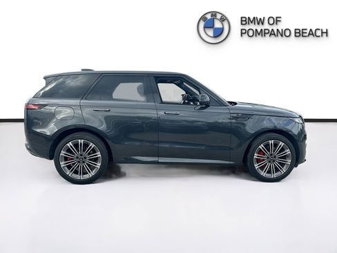 Used 2023 Land Rover Range Rover Sport SE Dynamic image 8
