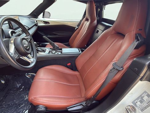 Used 2023 MAZDA MX-5 Miata Grand Touring w/ Weather Package RWD image 19