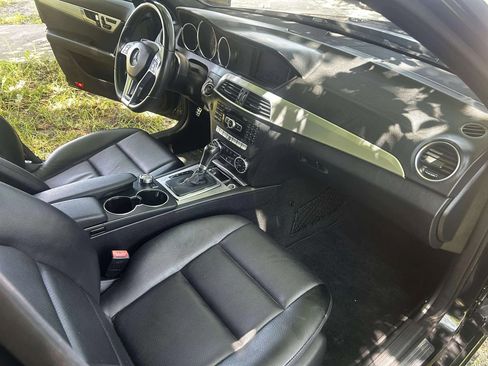 Used 2013 Mercedes-Benz C 250 Sedan image 11