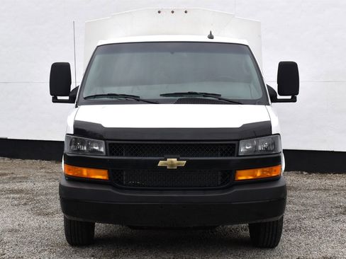 Used 2022 Chevrolet Express 3500 w/ Power Convenience Package image 7