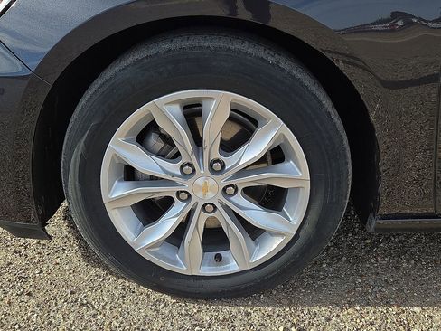 Used 2023 Chevrolet Malibu LT image 11