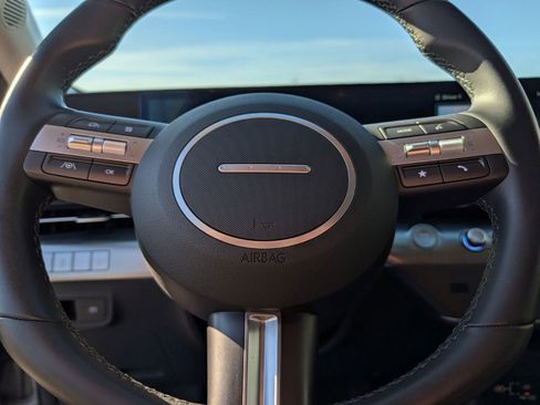 Used 2024 Hyundai Kona SEL image 28