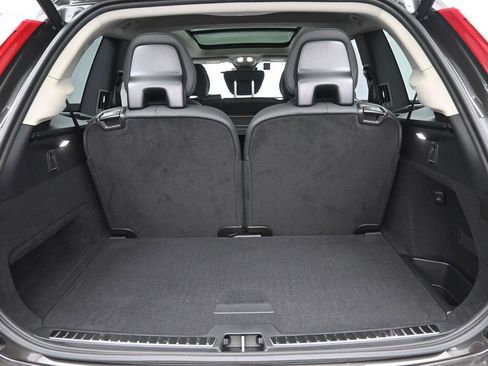 New 2025 Volvo XC90 B6 Plus w/ Protection Package Premier image 28