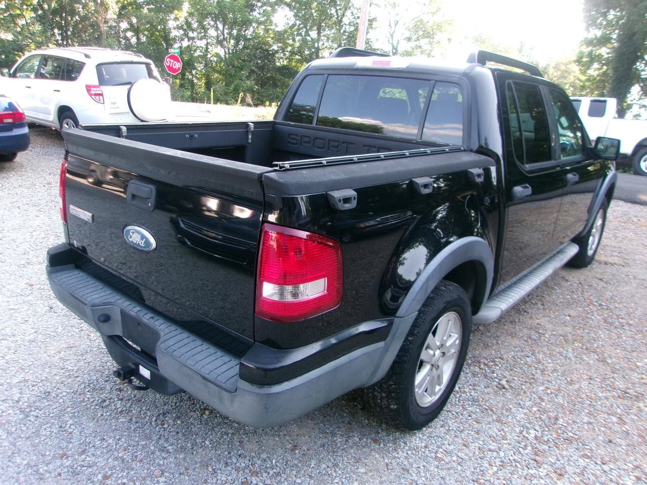 Used 2007 Ford Explorer Sport Trac XLT RWD image 18