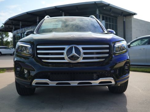 New 2026 Mercedes-Benz GLB 250 4MATIC image 10