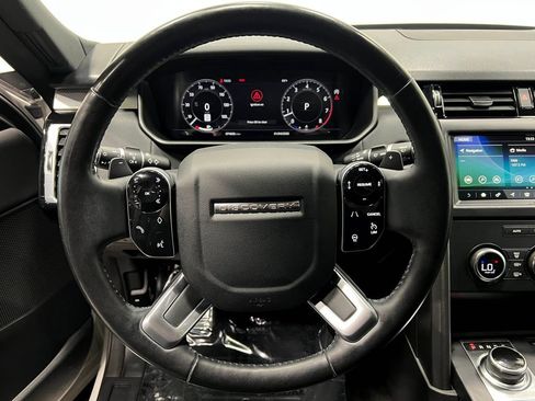 Used 2020 Land Rover Discovery Landmark image 24