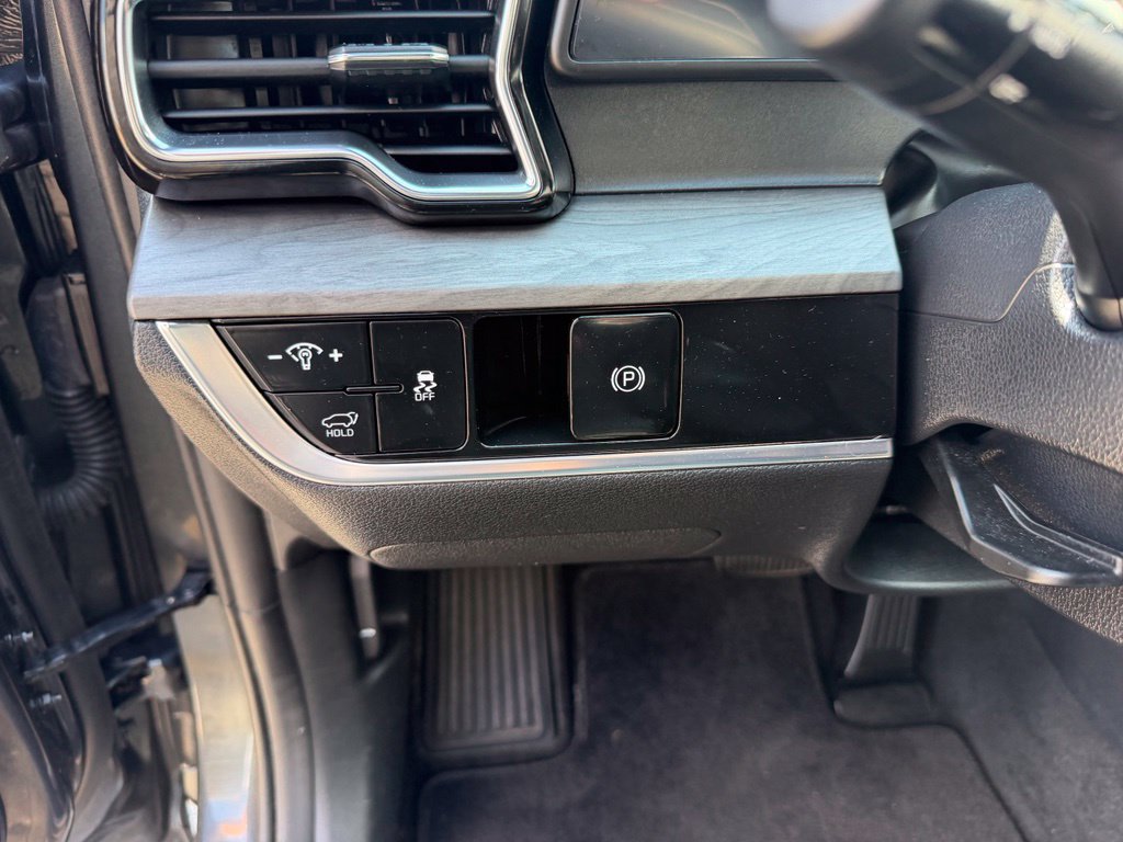 Used 2024 Kia Sportage X-Line w/ X-Line Premium Package AWD/4WD image 22