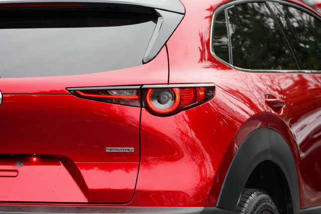 Used 2021 MAZDA CX-30 AWD 2.5 S w/ Premium Package image 23