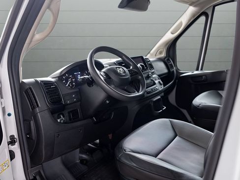 Used 2025 RAM ProMaster 2500 w/ Convenience Group FWD image 28