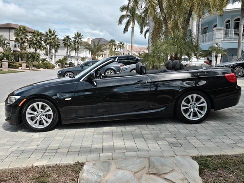 Used 2011 BMW 335is Convertible image 34