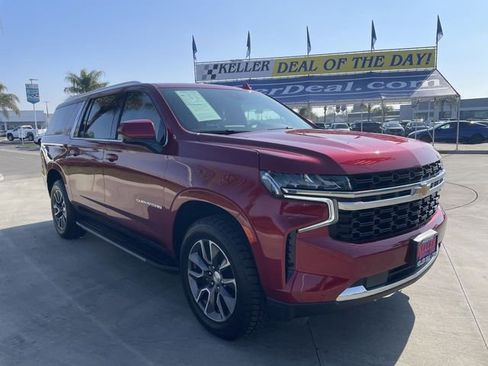 Used 2023 Chevrolet Suburban LS w/ Driver Alert Package image 2