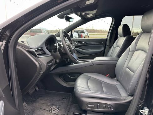 Used 2022 Buick Enclave Premium image 22