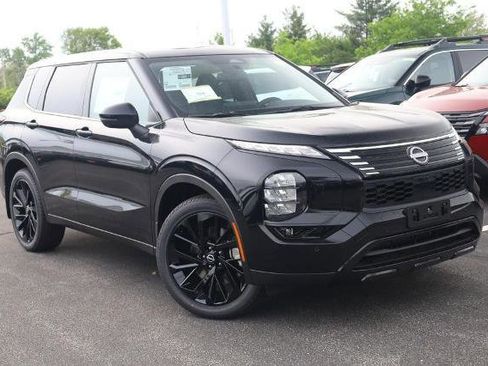 New 2026 Nissan Rogue SL image 2