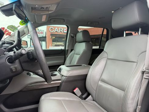 Used 2015 Chevrolet Tahoe LT w/ Luxury Package AWD/4WD image 9