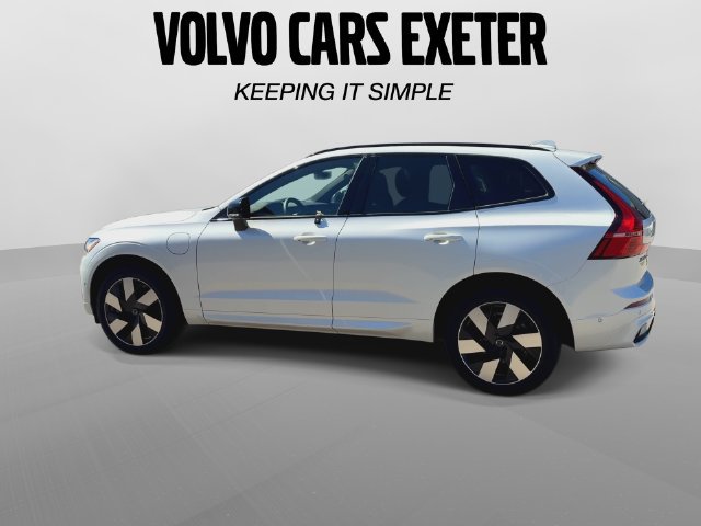 Certified 2025 Volvo XC60 T8 Plus w/ Protection Package Premier AWD/4WD image 8