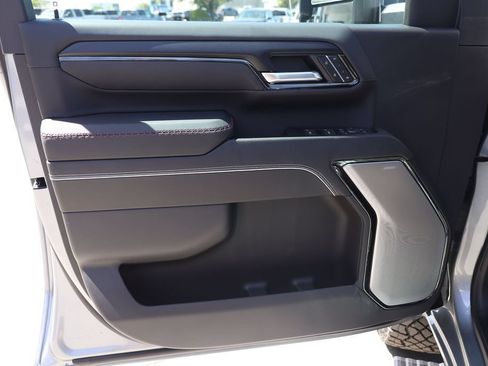 New 2026 GMC Sierra 2500 AT4X AWD/4WD image 10